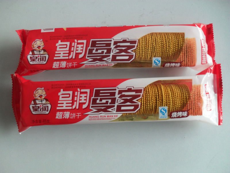 Huangrun Manke thin  crisp biscuit 65g BBQ flavor.jpg