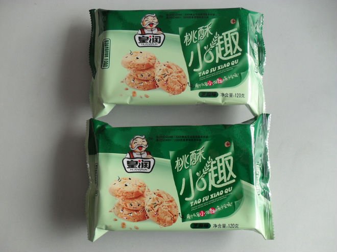Huangrun cookies little fun140g sesame flavor.jpg