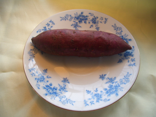 fresh purple sweet potato.JPG