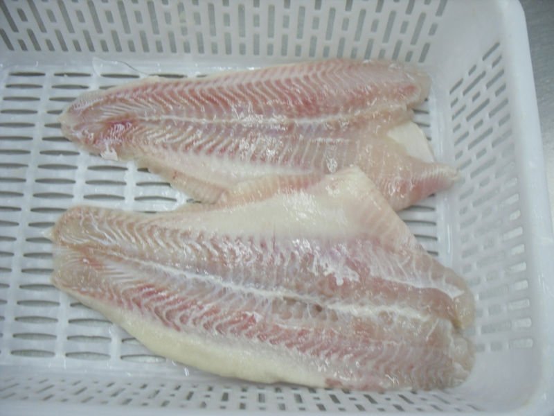 Halftrimmed, red meat off, fat on, belly on after defrosted 2