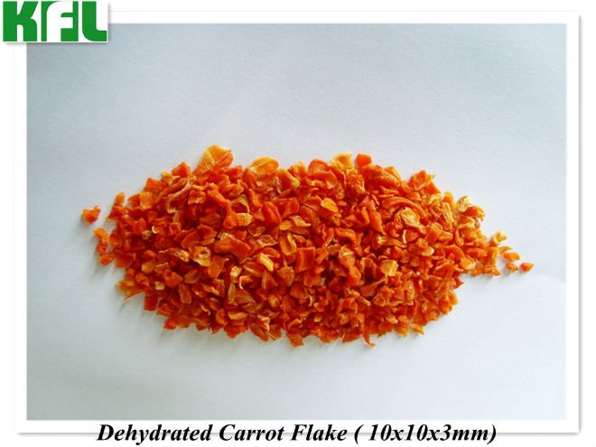 Dehydrated Carrot Flake ( 10x10x3mm)