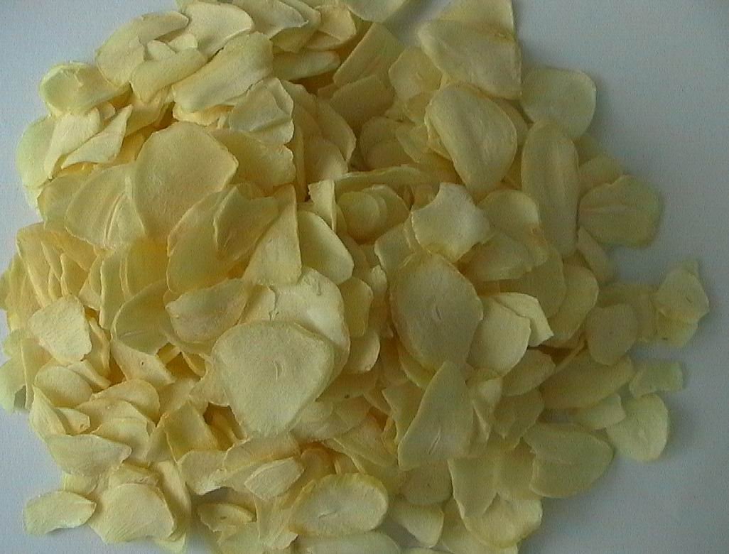 Dehydrated_Garlic_Flake.jpg