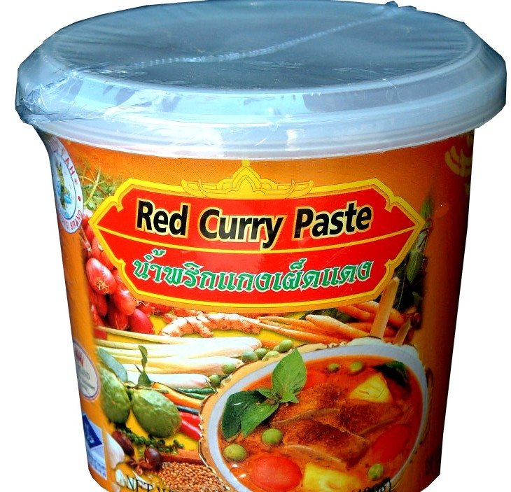green vs red curry paste