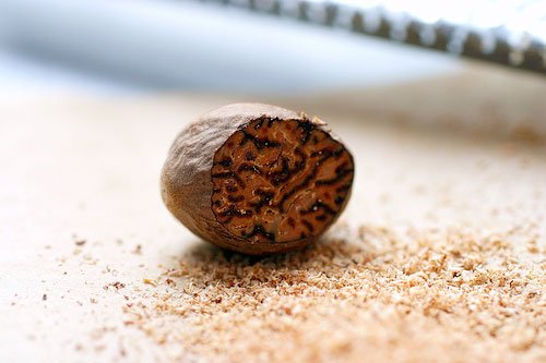 Nutmeg Oil products,India Nutmeg Oil supplier Nutmeg Oil products,India Nutmeg Oil supplier