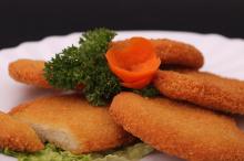 Breaded and battered nugets,burgers