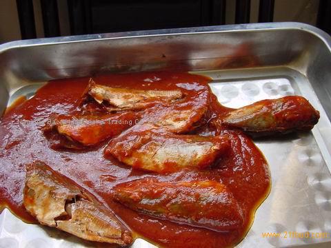 Canned sardines