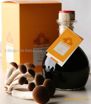 Yellow Label Balsamic Vinegar of Modena