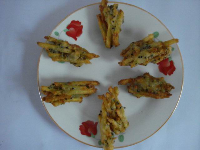 Fried pachyrhizus strip