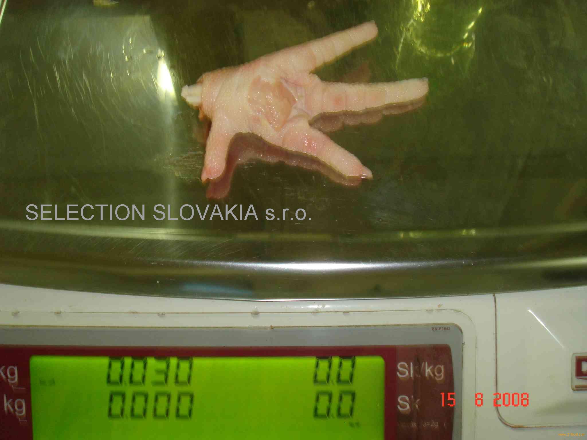 chicken paw processed