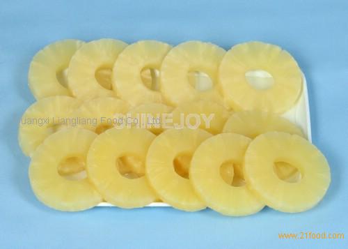 canned pineapple whole slices