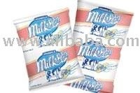 Vinamilk UHT milk MlikPlus with strawberry flavor in bag 220ml and 200ml