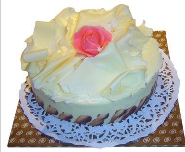 Rose Blanc   cake