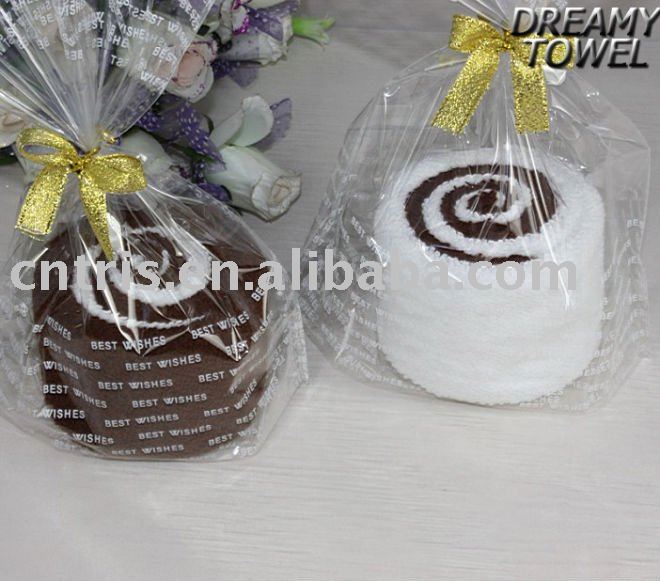 food shape  towel   cake 