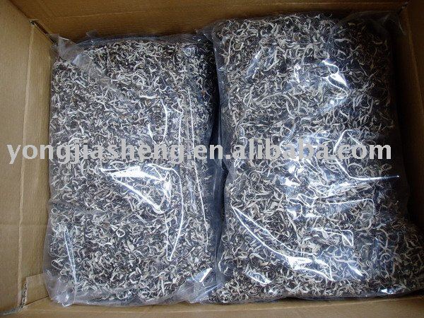 Dried black fungus strip