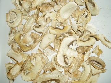  Dried   white   mushroom  slice
