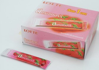 Lotte Stick Gum Strawberry 1