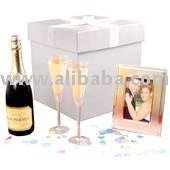 The Happy Couple Champagne