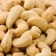 fresh and dried cashew nut