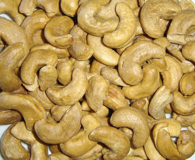 Cashew Nuts for  Urgent  Supply
