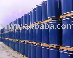  30 - 32 %  hot   break   tomato   paste  in drum