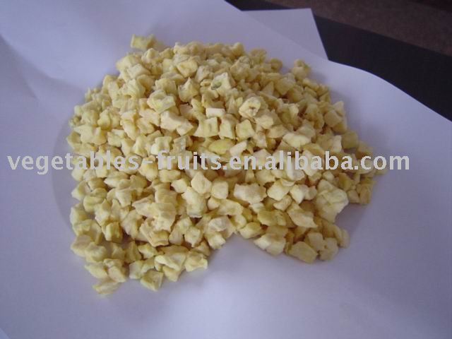 Dehydrated apple dices