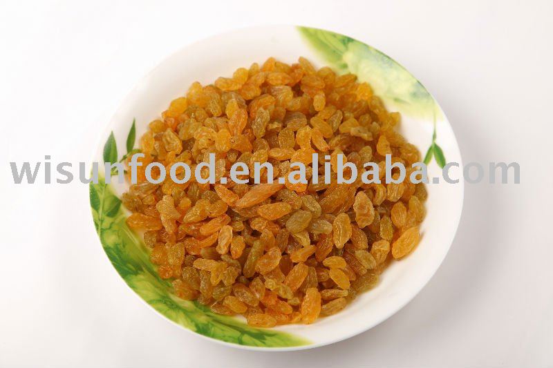 golden yellow color raisin