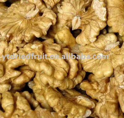 walnut kernels