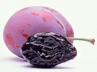  Prunes  /  Dried  Plums /  Dried  Fruit