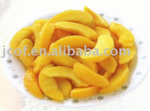 IQF Yellow peach Strip 677