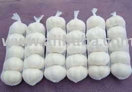 Pure  White  and  Normal   White   Garlic 