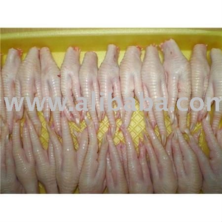 Clean Chicken Feet, Wings And Paws