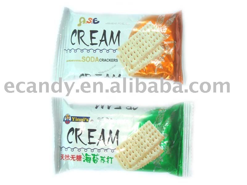 Soda  cream   cracker , soda  cracker , crispy  cracker 