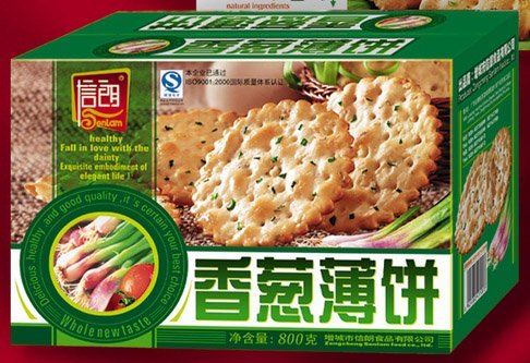 onion crispy cracker  snacks   biscuits 