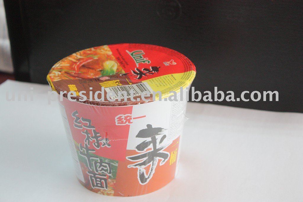 Artificial Spicy Beef Flavor instant noodles