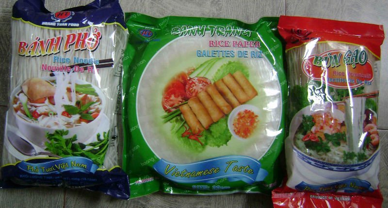 Rice paper, rice noodles, egg noodles, instant noodles, chili sauce, dried banana, dried onion, verm