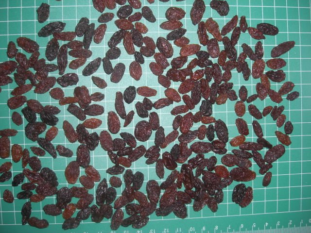 red raisin