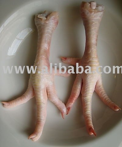 Frozen and processed chicken feet