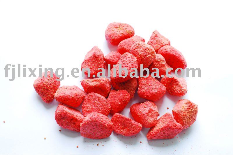 Freeze dried strawberry whole