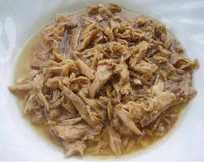 CANNED BONITO TUNA FLACKE IN SOYA OIL