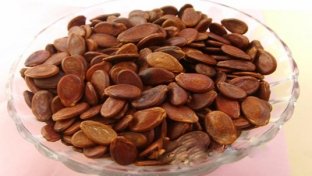 red watermelon seeds kernels