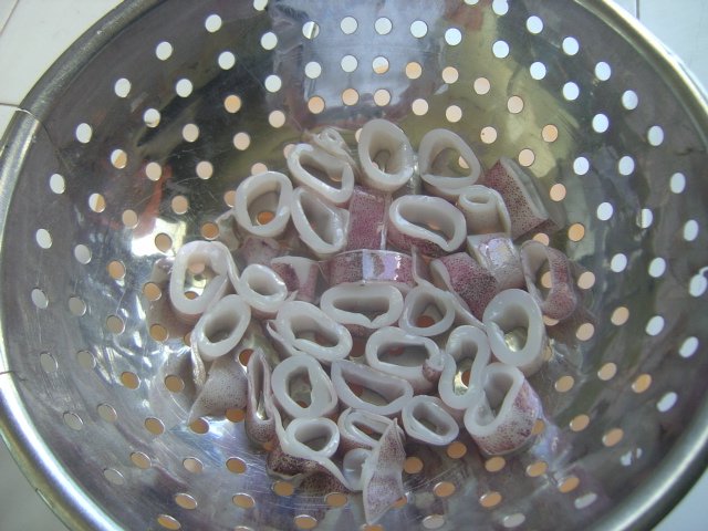  raw   squid  ring skinon