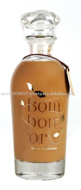 CHOCOLATE LIQUOR WITH GOLDEN POWDER