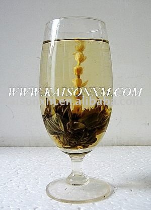 Sweet Heart Blooming Tea can clear heat and induce sweat,promote diuresis