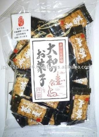 Japanese traditional buckwheat tast rice cracker "Sobaarare"