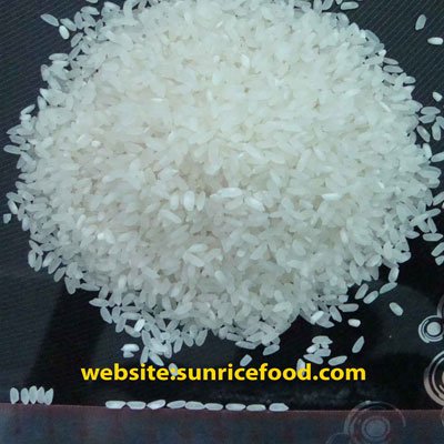 Supplier Vietnam Medium white grain rice 5% broken Double Polished