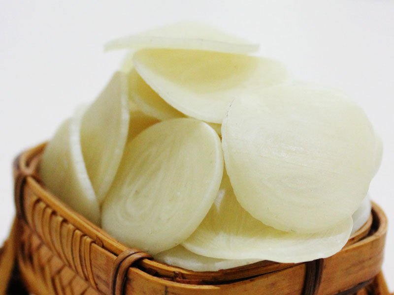 Raw Garlic Crackers