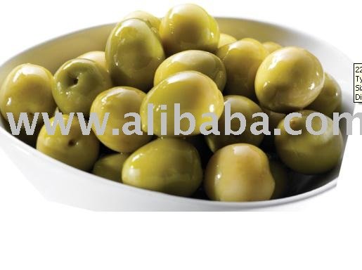 green olives and black olives