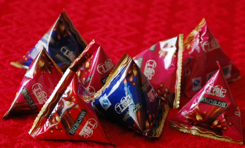 one  bag  peanut of chocolate