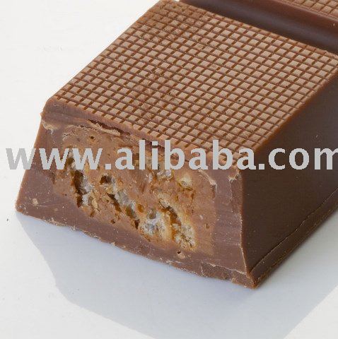 Milk chocolate bar with croquant