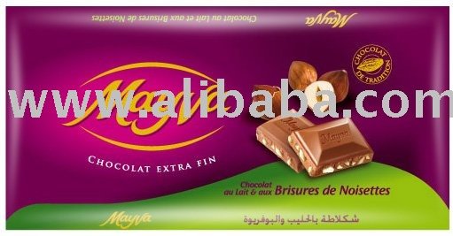 Chocolate with Cracks of hazelnuts